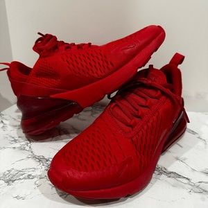 Nike AirMax 270 Size 6Y (women’s 7.5)